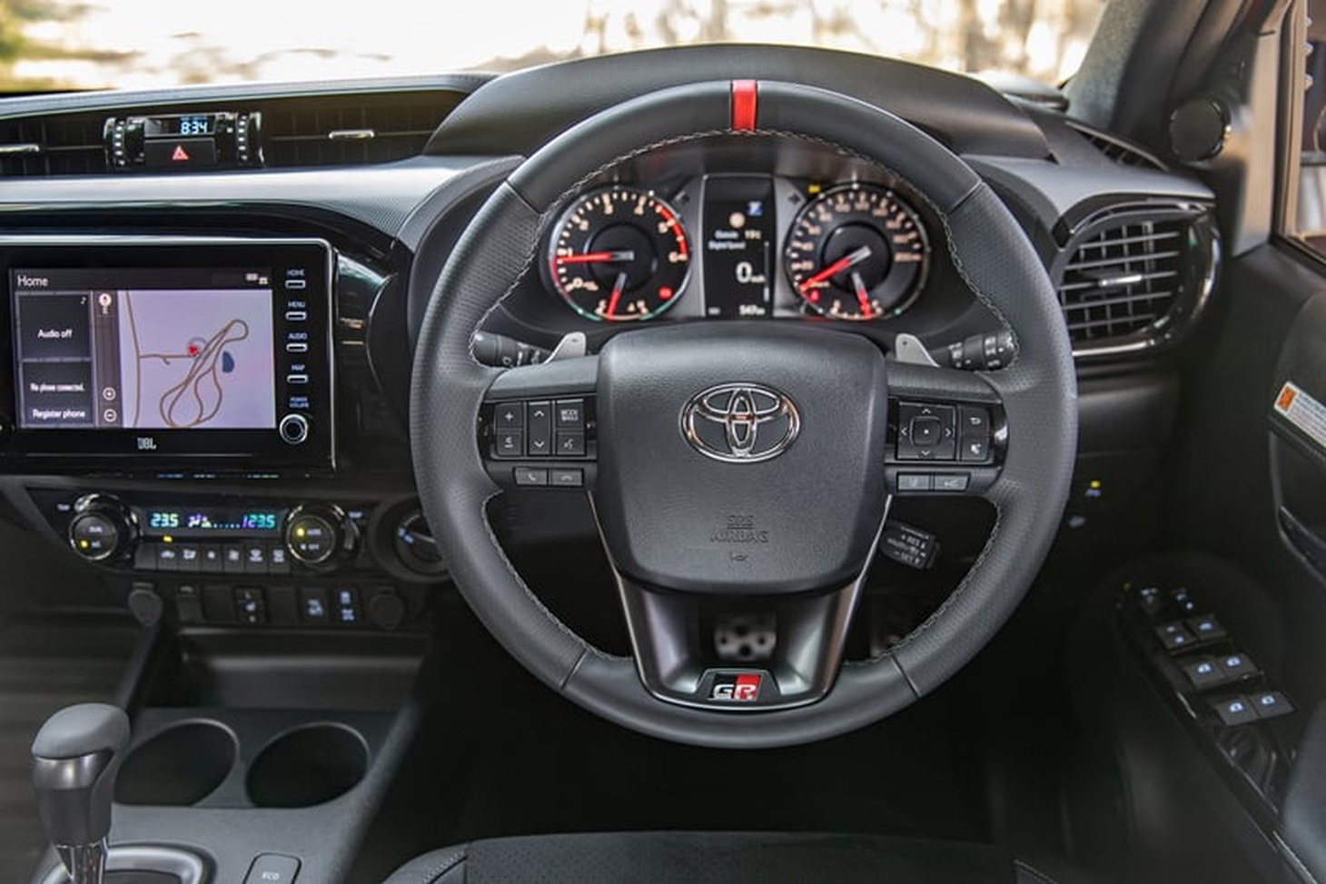 Toyota Hilux hiệu suất cao sắp về Đông Nam Á, khó về Việt Nam- Ảnh 12.