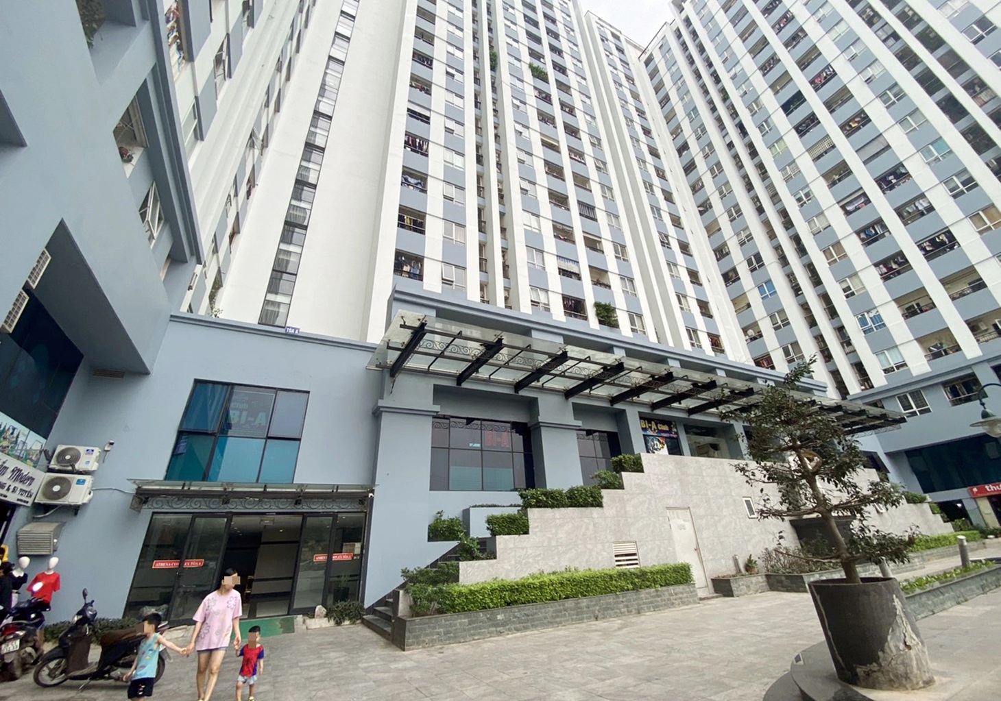 Người mua căn hộ luôn mong muốn: có nhà, có sổ. Trong ảnh: chung cư Athena Complex (phường Phương Canh, quận Nam Từ Liêm, Hà Nội) - Ảnh: Q.THẾ