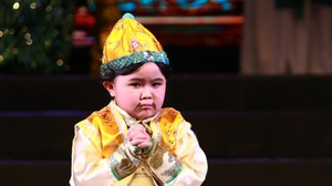 Đào nhí Kim Thư - hậu duệ gia tộc 100 năm ăn cơm tổ nghiệp