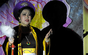 Bàn thảo chuyện tình Nguyễn Du - Hồ Xuân Hương - Ảnh 6.