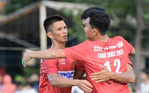 Công đoàn Bình Định 1 và SAWACO vào chung kết