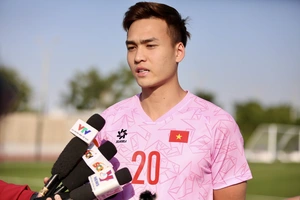 Bùi Hoàng Việt Anh: 'Đội tuyển Việt Nam không đá cho vui'