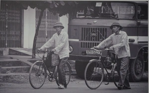 Người Hà Nội gốc mà chỉ ba đời sống ở Hà Nội thì chưa đủ - Ảnh 4.