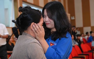 Nam sinh đậu báo chí ĐH Cần Thơ 27 điểm: Từng thầm mong cha hay mẹ hãy nuôi mình - Ảnh 7.