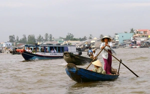 Trăm năm lênh đênh chợ nổi miền Tây - Kỳ 1: Bao chợ nổi đã 'chìm' rồi - Ảnh 4.