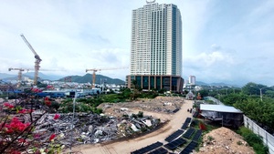 Nơi sạt lở dân đang sợ ở Nha Trang, Thủ tướng đã chấp thuận xây kè hơn 21 năm - Ảnh 2.