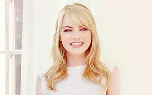 Emma Stone, con cưng nước Mỹ chưa bao giờ khiến khán giả thôi kinh ngạc