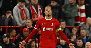 Liverpool thua sốc Atalanta ở Europa League