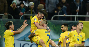 Romania bất ngờ đá bại Ukraine 3-0