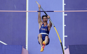 VĐV Pháp nhận được lời mời đóng phim 18+ sau thất bại Olympic