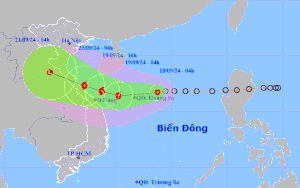 Áp thấp nhiệt đới còn cách đất liền bao xa?