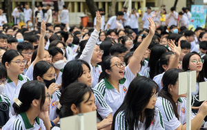 Hội trại Trường THPT Hùng Vương kết nối 'đại gia đình nhà Vương'