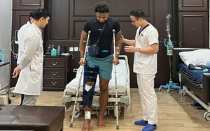 Nguyễn Xuân Son tự tập đi, luôn có vợ kề bên động viên - Ảnh 2.