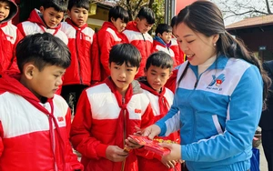 Đón Tết ở nhà giàn DK1 - Ảnh 3.