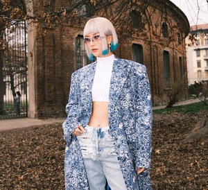 Tham dự số show diễn kỉ lục, Quỳnh Anh Shyn biến hóa đầy màu sắc tại Milan Fashion Week