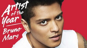 Bruno Mars nhận danh hiệu Nghệ sĩ năm 2013
