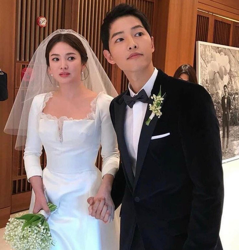 Song Joong Ki và Song Hye Kyo ly hôn chấn động: niềm tin tình yêu cổ tích  tan vỡ! - Tuổi Trẻ Online