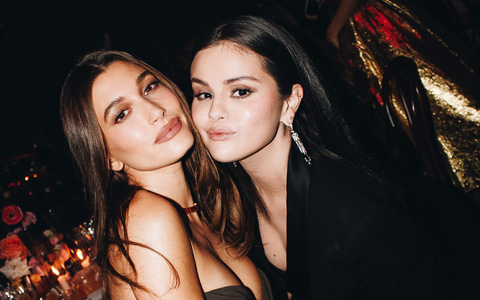 Hailey Bieber đập tan tin đồn bất hòa với Selena Gomez - Tuổi Trẻ Online