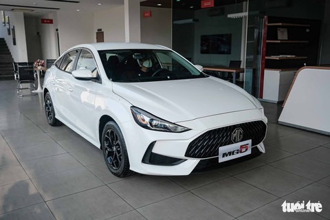 MG5 thăm dò Việt Nam bằng giá 585 triệu đồng, cạnh tranh Kia K3 - Tuổi ...