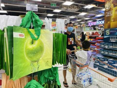 30.000 tấn hàng tham gia kích cầu tiêu dùng xanh - Tuổi Trẻ Online
