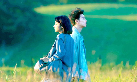 Phim First Love Nhật Bản 2023: Hành Trình Tình Yêu Qua Thời Gian