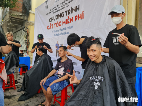 Review dịch vụ cắt tóc nam Sài Gòn- Kinh nghiệm cắt tóc nam đẹp