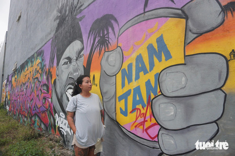 Họa sĩ vẽ graffiti trên tường nhà dân, phường xử phạt 2 triệu đồng ...