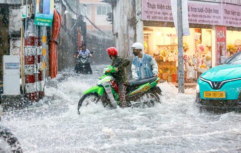 Mơ Thấy Nước Chảy Cuồn Cuộn - Giải Mã Giấc Mơ và Những Điềm Báo Tích Cực