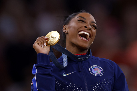 Olympic 2024 ngày 3-8: Simone Biles giành huy chương thứ 3 - Tuổi Trẻ Online