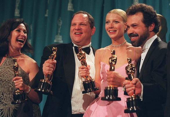 Sốc với thủ đoạn gạ gẫm nghệ sĩ nữ của Harvey Weinstein - Ảnh 2. Sốc với thủ đoạn gạ gẫm nghệ sĩ nữ của Harvey Weinstein - Ảnh 2.