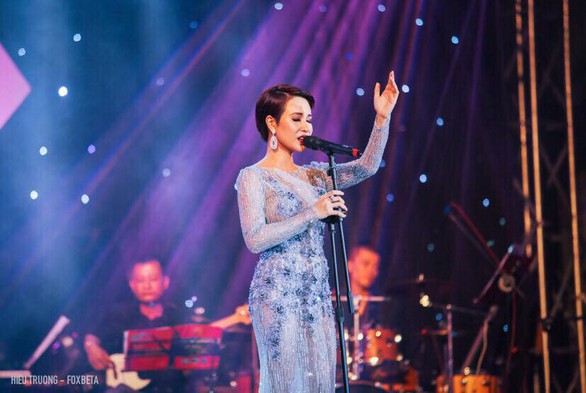 Portrait của Uyên Linh: Linh thật là Linh - Ảnh 14. Portrait của Uyên Linh: Linh thật là Linh - Ảnh 14.