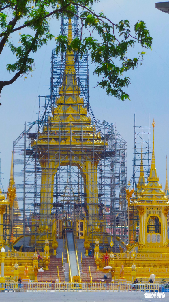 Chuẩn bị cho lễ hoả táng Nhà vua Thái Lan - Ảnh 6. Chuẩn bị cho lễ hoả táng Nhà vua Thái Lan - Ảnh 6.