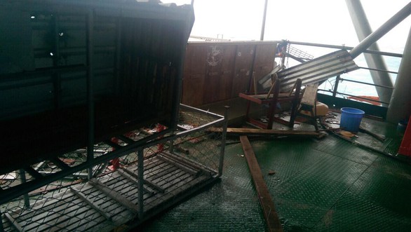 Bão Tembin gây sóng to nhất trong lịch sử nhà giàn - Ảnh 5. Bão Tembin gây sóng to nhất trong lịch sử nhà giàn - Ảnh 5.