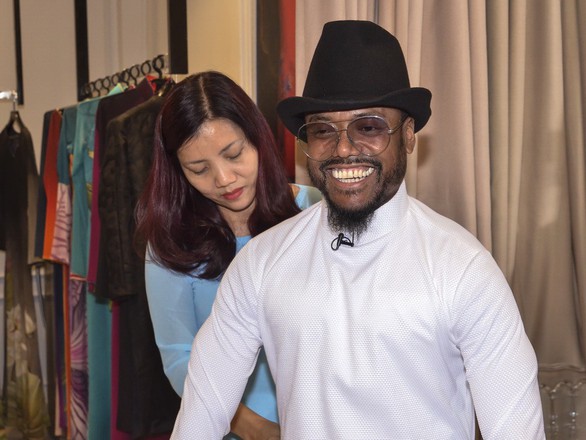 Thành viên Black Eyed Peas: Chúc mừng năm mới, Việt Nam! - Ảnh 5. Thành viên Black Eyed Peas: Chúc mừng năm mới, Việt Nam! - Ảnh 5.