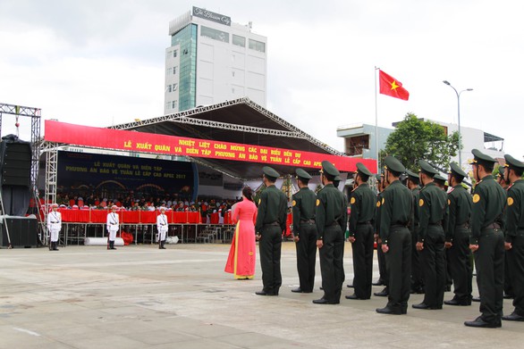Diễn tập phương án chống khủng bố bảo vệ APEC - Ảnh 1. Diễn tập phương án chống khủng bố bảo vệ APEC - Ảnh 1.