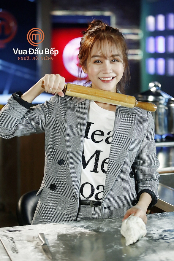 MasterChef Việt Nam trở lại với phiên bản người nổi tiếng - Ảnh 3. MasterChef Việt Nam trở lại với phiên bản người nổi tiếng - Ảnh 3.
