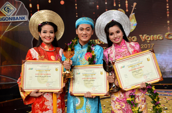 Nguyễn Văn Khởi giành Chuông vàng vọng cổ 2017 với 100 triệu đồng - Ảnh 8.
