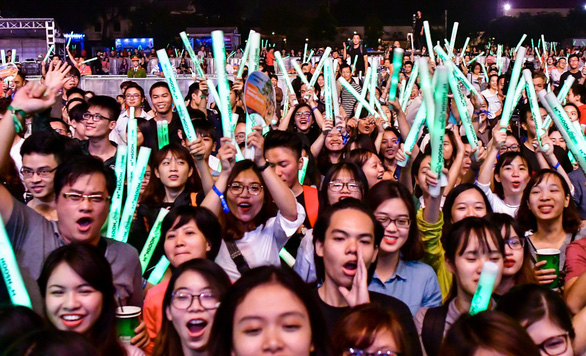 Gió mùa khai cuộc, thắp sáng lần cuối ở Hoàng thành - Ảnh 15. Gió mùa khai cuộc, thắp sáng lần cuối ở Hoàng thành - Ảnh 15.