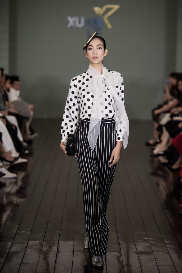 Thanh Mai làm vedette tri ân người thợ khuyết tật - Ảnh 5. Thanh Mai làm vedette tri ân người thợ khuyết tật - Ảnh 5.