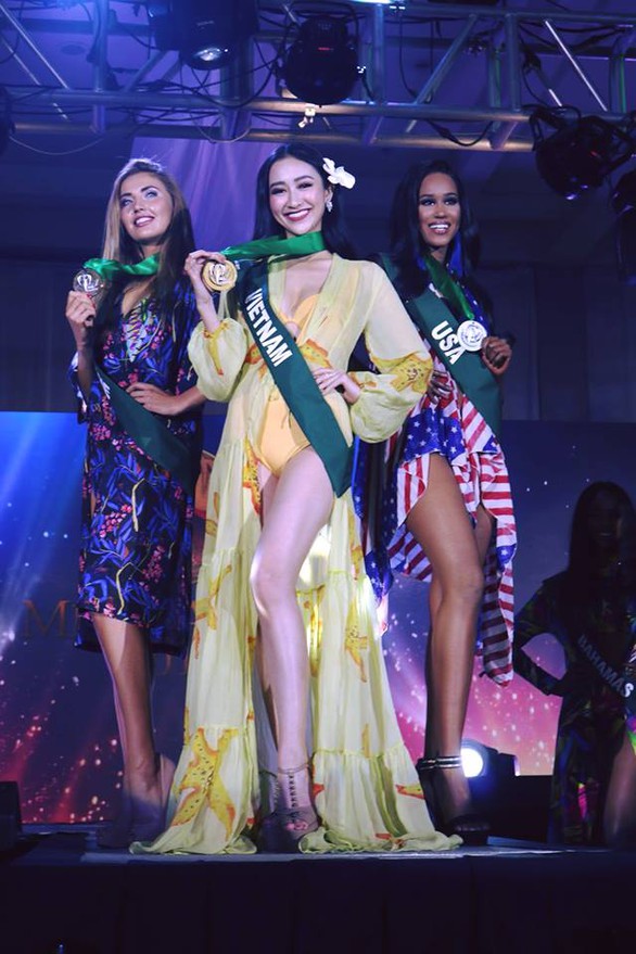 Hà Thu giành huy chương vàng trang phục dạo biển - Ảnh 3. Hà Thu giành huy chương vàng trang phục dạo biển - Ảnh 3.