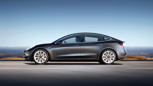 Holzhausen - người sáng tạo những thiết kế tuyệt tác của Tesla - Ảnh 6. Holzhausen - người sáng tạo những thiết kế tuyệt tác của Tesla - Ảnh 6.