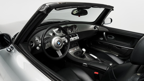 Ngắm siêu xe BMW Z8 của Steve Jobs sắp bán đấu giá - Ảnh 8. Ngắm siêu xe BMW Z8 của Steve Jobs sắp bán đấu giá - Ảnh 8.