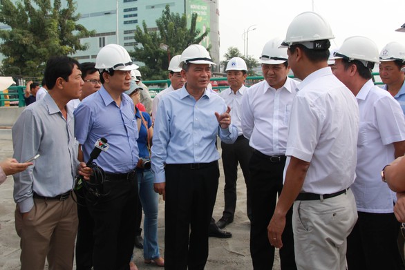 Đà Nẵng thông xe hầm chui Điện Biên Phủ sớm 2 tháng phục vụ APEC - Ảnh 1. Đà Nẵng thông xe hầm chui Điện Biên Phủ sớm 2 tháng phục vụ APEC - Ảnh 1.