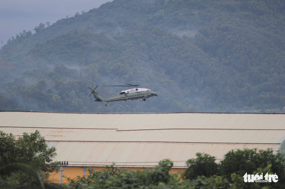 Cận cảnh trực thăng Marine One thử sức ở Đà Nẵng - Ảnh 15. Cận cảnh trực thăng Marine One thử sức ở Đà Nẵng - Ảnh 15.