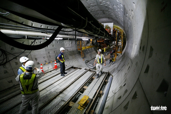 Robot TBM sắp thông đường hầm đầu tiên tuyến metro số 1 - Ảnh 4. Robot TBM sắp thông đường hầm đầu tiên tuyến metro số 1 - Ảnh 4.