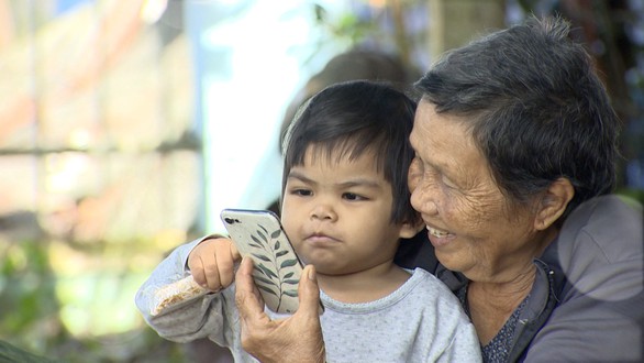 Cảm ơn cuộc đời làm rơi nước mắt khán giả - Ảnh 1. Cảm ơn cuộc đời làm rơi nước mắt khán giả - Ảnh 1.