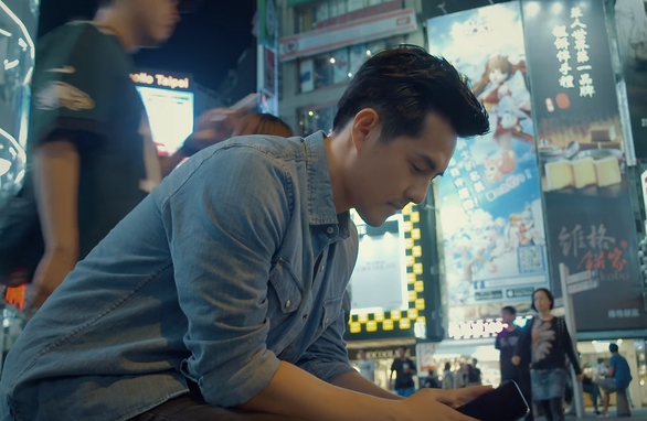 Đông Nhi - Ông Cao Thắng tình tứ trong MV Sao chẳng thể vì em - Ảnh 2. Đông Nhi - Ông Cao Thắng tình tứ trong MV Sao chẳng thể vì em - Ảnh 2.