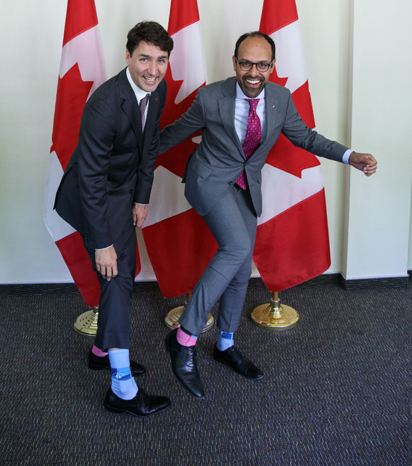 Vị thủ tướng Canada điển trai và chiêu ngoại giao vớ độc đáo - Ảnh 8.