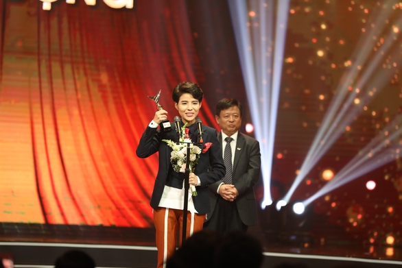 Người phán xử đại thắng, Vũ Cát Tường vượt mặt Sơn Tùng - Ảnh 7. Người phán xử đại thắng, Vũ Cát Tường vượt mặt Sơn Tùng - Ảnh 7.
