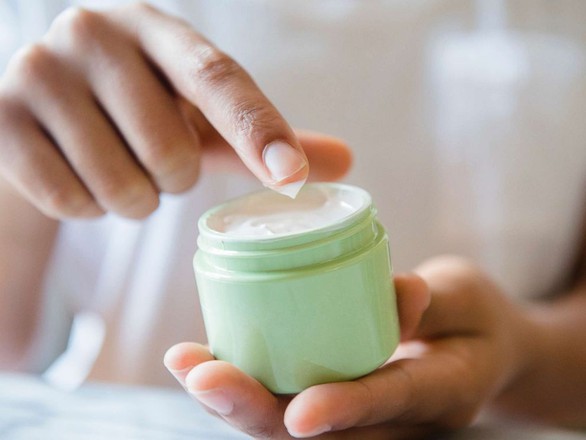 Hà Nội lạnh rồi, các nàng cần dưỡng da sao cho đúng? - Ảnh 3. Hà Nội lạnh rồi, các nàng cần dưỡng da sao cho đúng? - Ảnh 3.